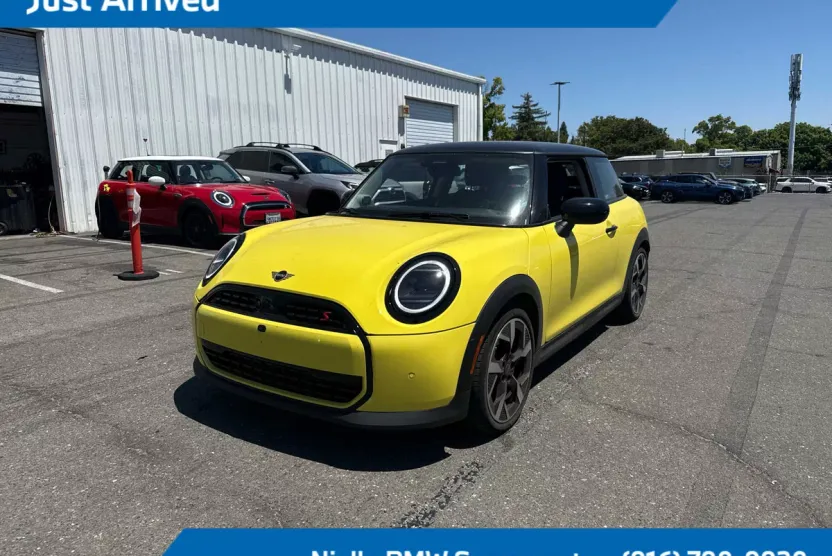2025 Mini Cooper 2 Door Hardtop S photo 1