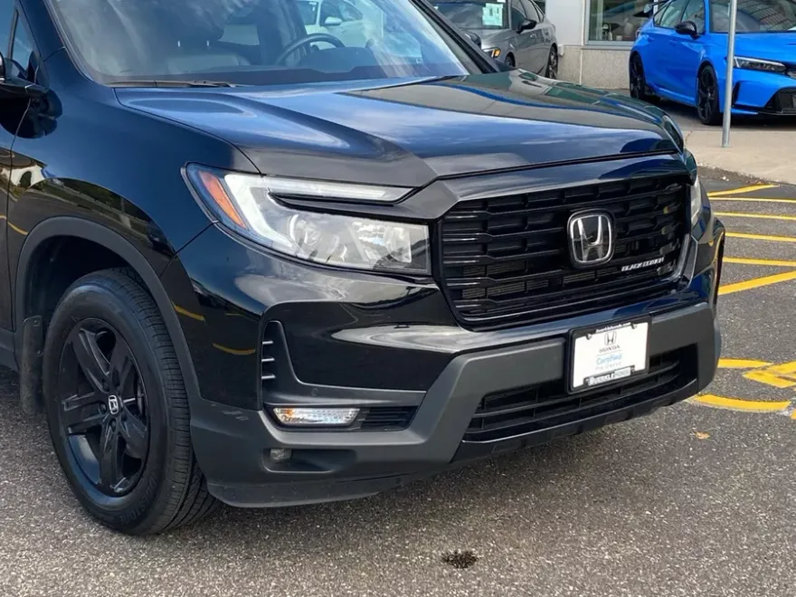 2023 Honda Ridgeline Black Edition photo 1