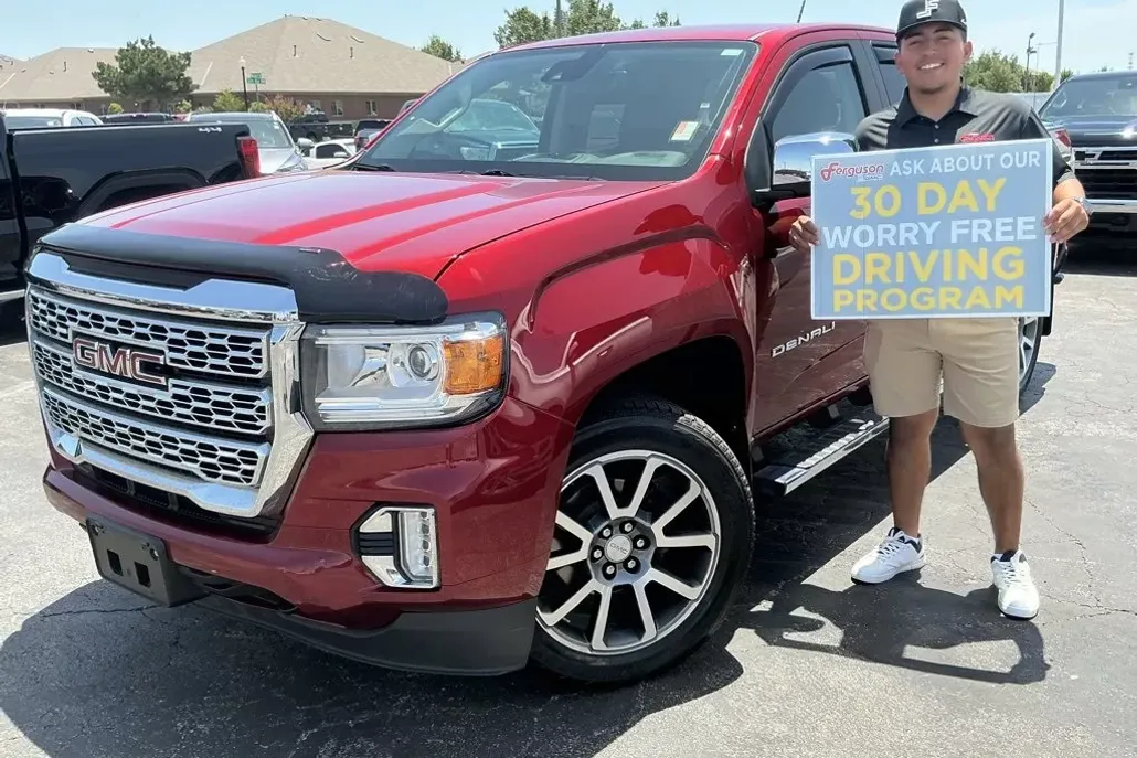 2022 Gmc Canyon Denali photo 1
