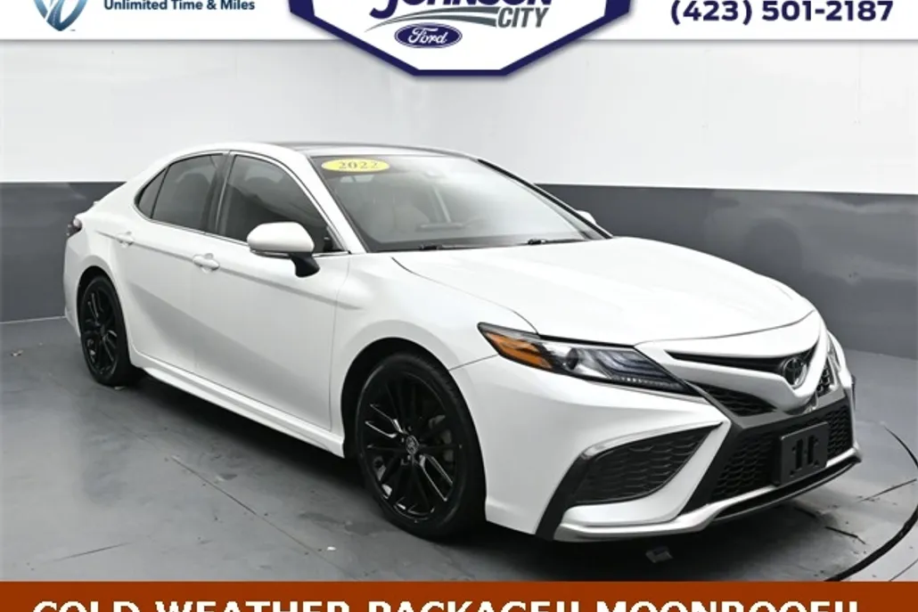 2022 Toyota Camry XSE photo 1