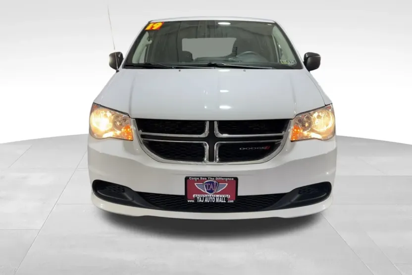 2019 Dodge Grand Caravan SE photo 1
