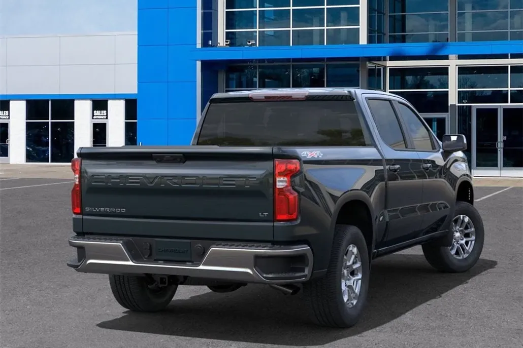 2025 Chevrolet Silverado 1500 LT photo 1