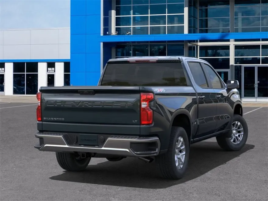 2025 Chevrolet Silverado 1500 LT photo 1