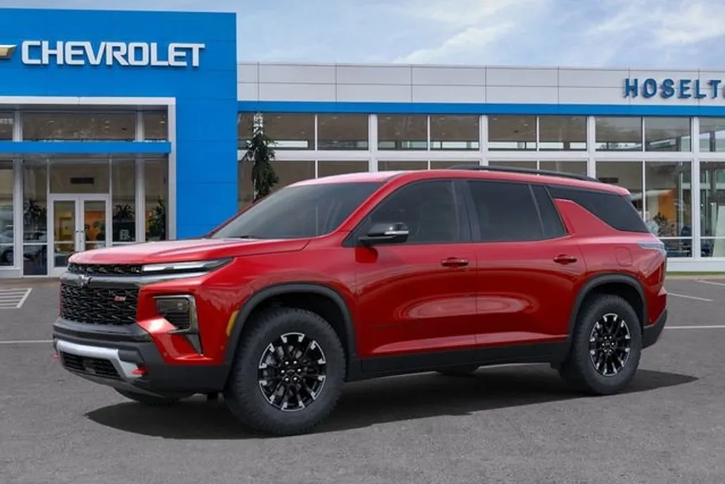 2025 Chevrolet Traverse Z71 photo 1