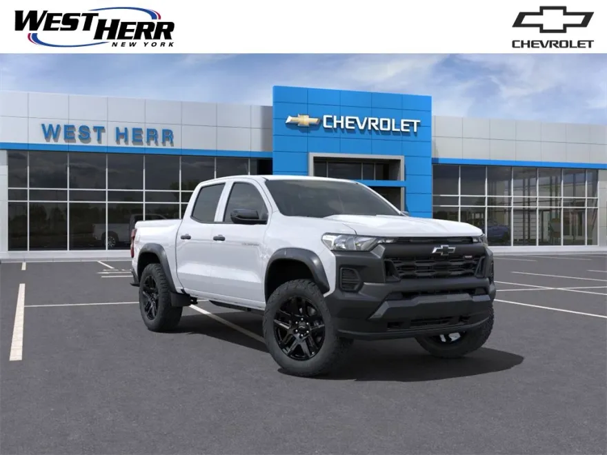 2025 Chevrolet Colorado Trail Boss photo 1