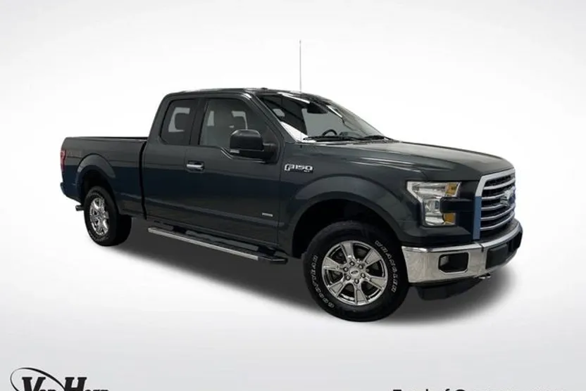 2015 Ford F-150 XLT photo 1