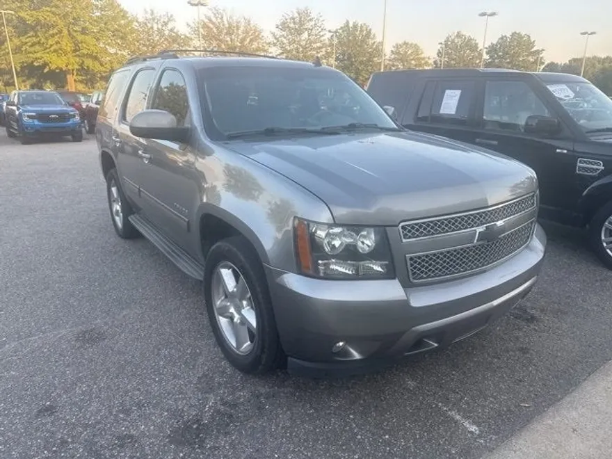 2012 Chevrolet Tahoe LT photo 1