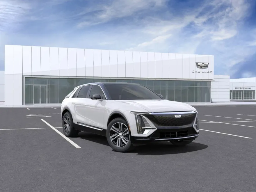 2025 Cadillac Lyriq Luxury photo 1