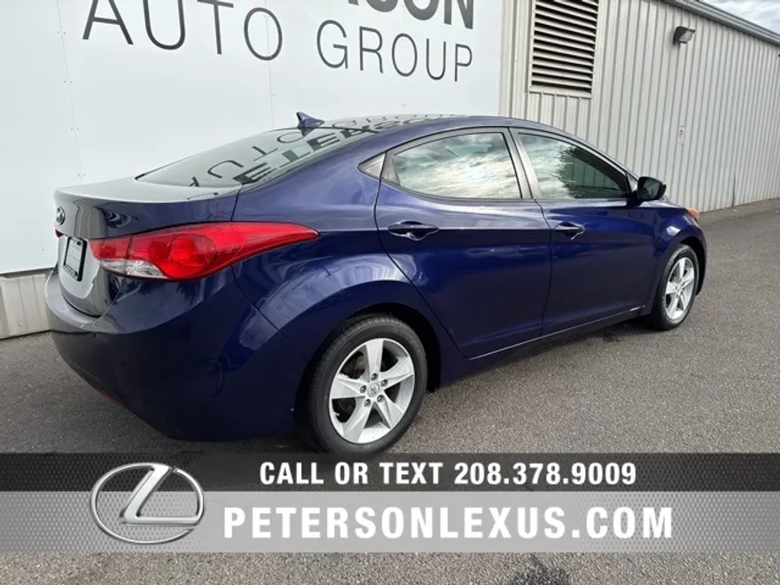 2011 Hyundai Elantra GLS photo 1