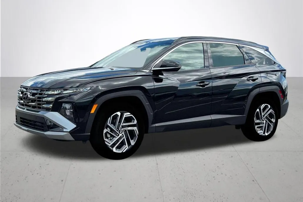 2025 Hyundai Tucson Hybrid Limited photo 1