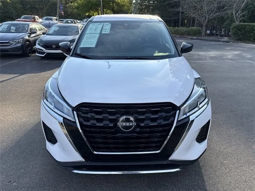 2024 Nissan Kicks S photo 1