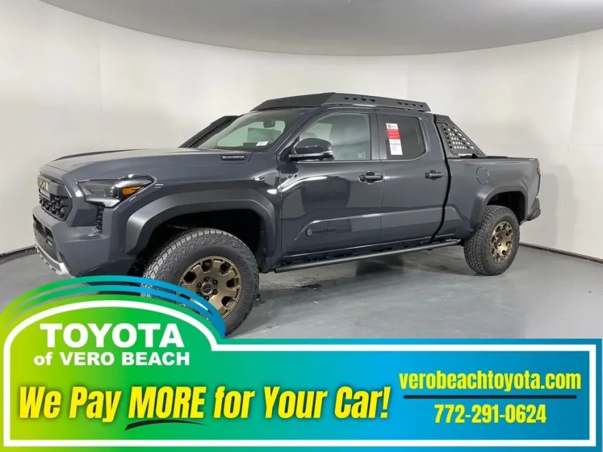 2025 Toyota Tacoma Trailhunter photo 1
