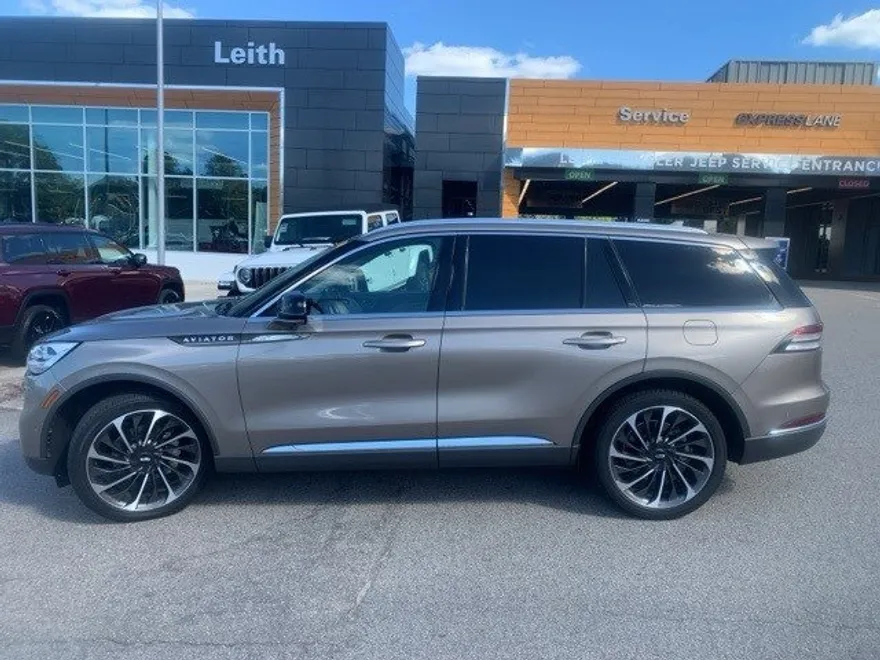 2020 Lincoln Aviator Reserve photo 1