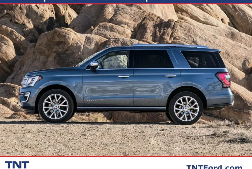 2020 Ford Expedition XLT photo 1