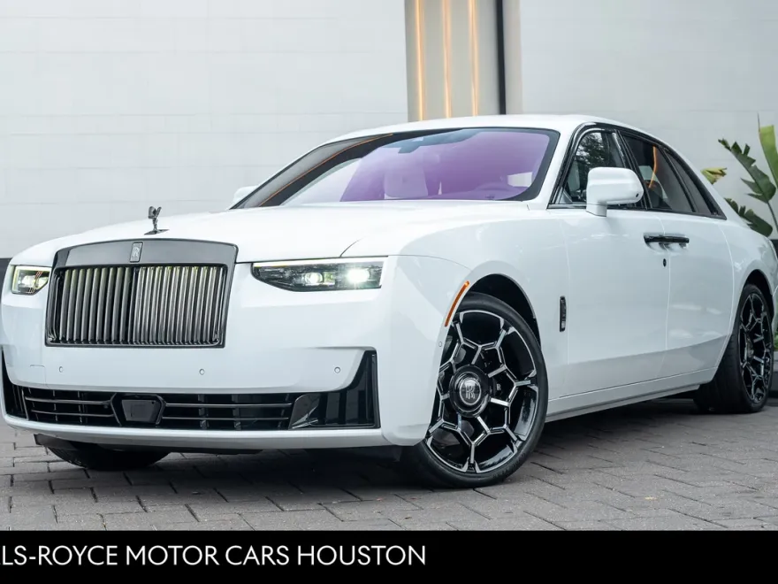 2025 Rolls Royce Ghost Black Badge photo 1