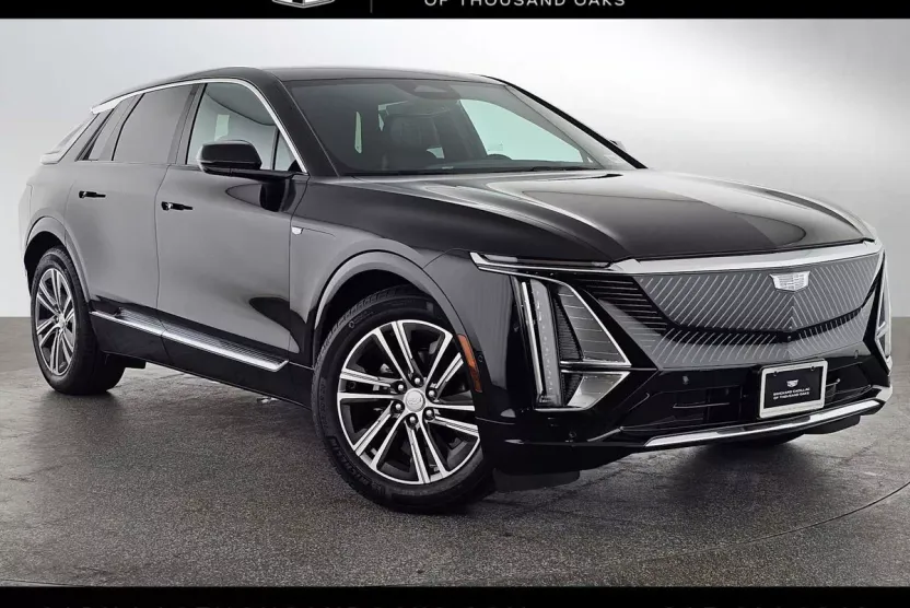 2026 Cadillac Lyriq Luxury photo 1