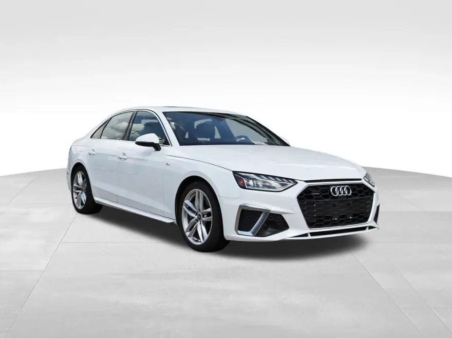 2023 Audi A4 S line Quattro Premium Plus photo 1
