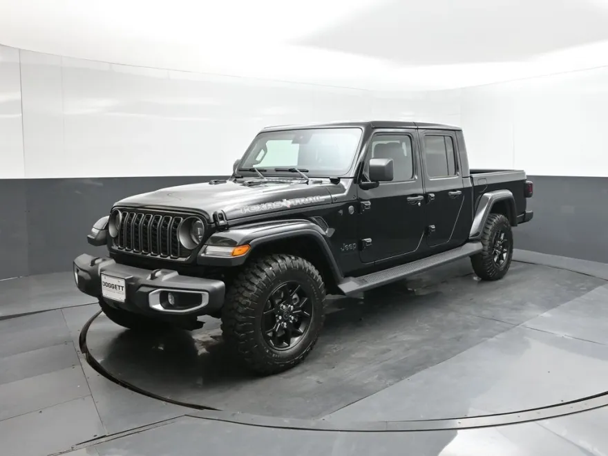 2025 Jeep Gladiator Sport photo 1