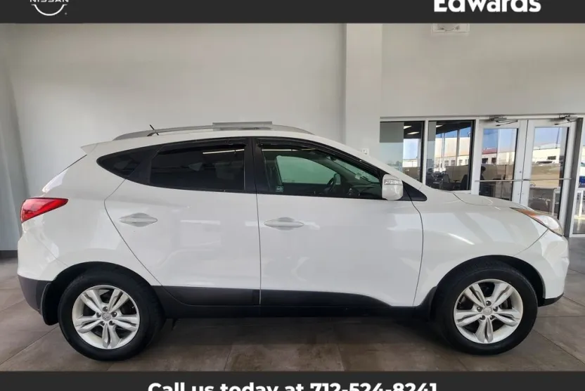 2013 Hyundai Tucson GLS photo 1