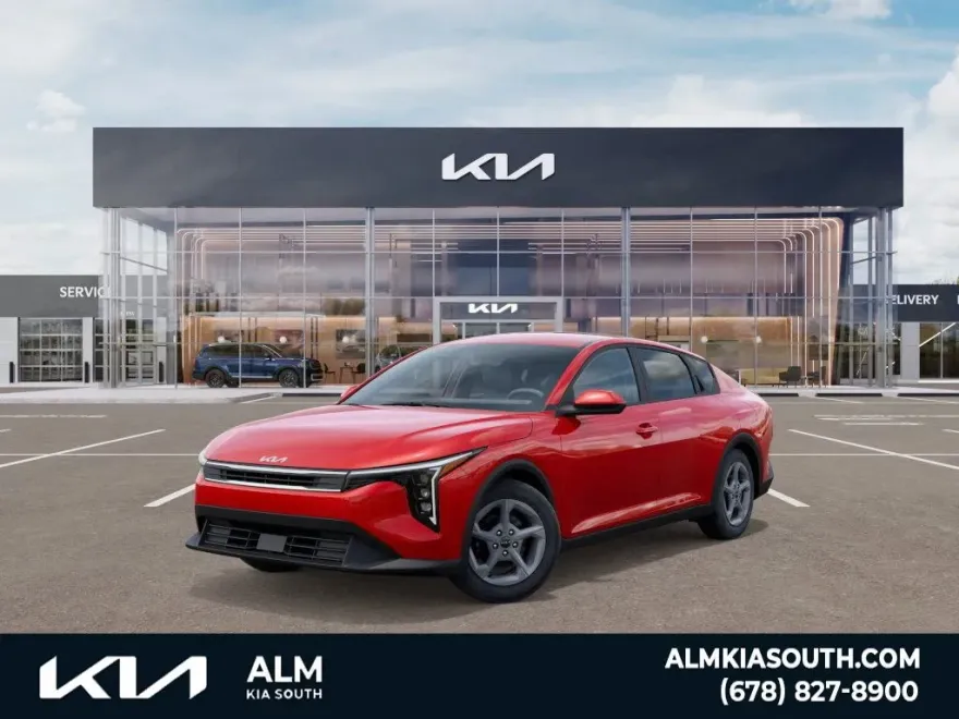 2025 Kia K4 LXS photo 1