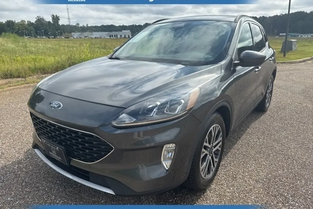 2020 Ford Escape SEL photo 1