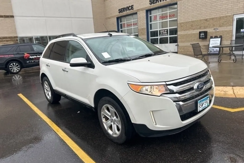 2011 Ford Edge SEL photo 1