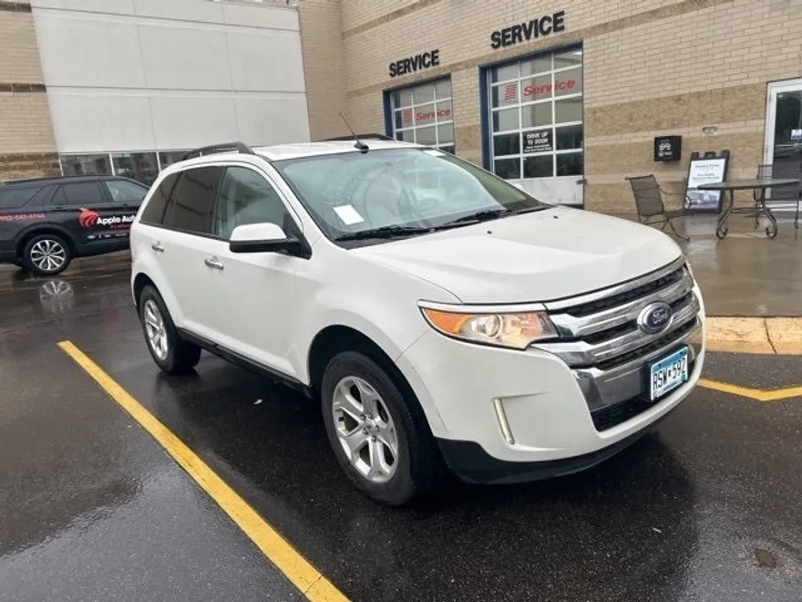2011 Ford Edge SEL photo 1