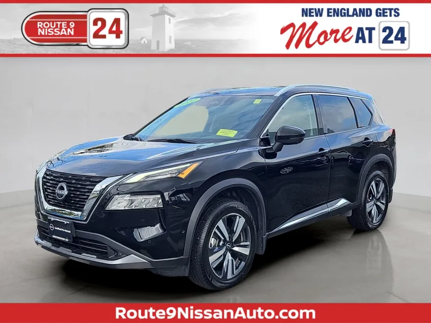 2022 Nissan Rogue SL photo 1