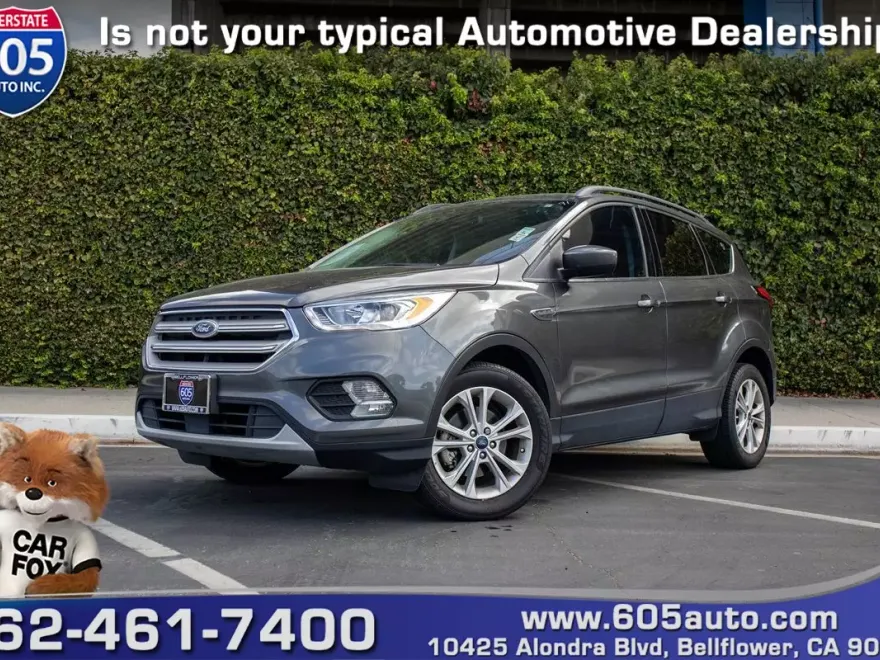 2019 Ford Escape SEL photo 1