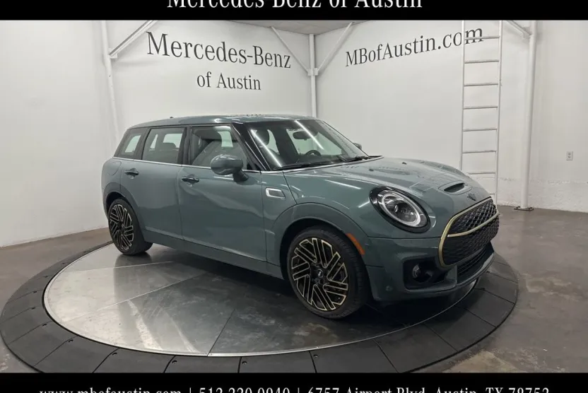2023 Mini Cooper S Iconic photo 1