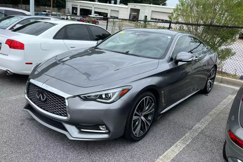 2022 Infiniti Q60 Luxe Coupe photo 1