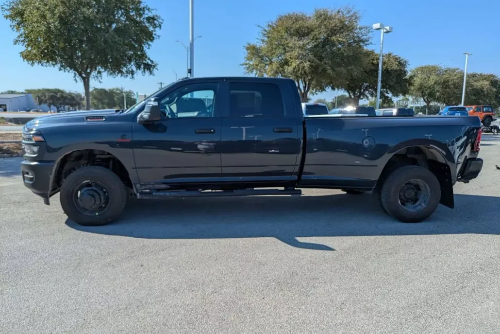 2026 Ram 3500 Tradesman photo 1