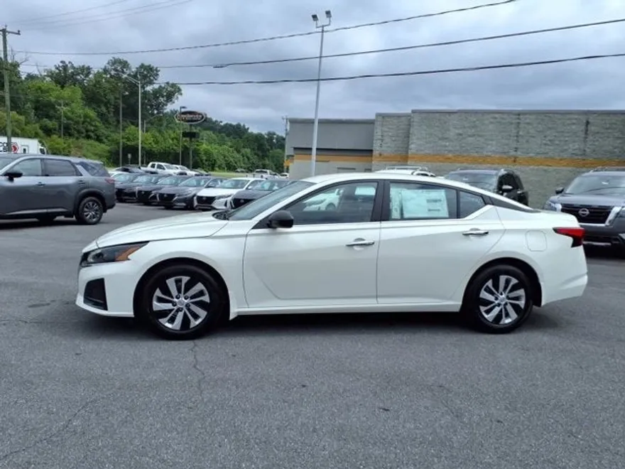 2025 Nissan Altima 2.5 S photo 1