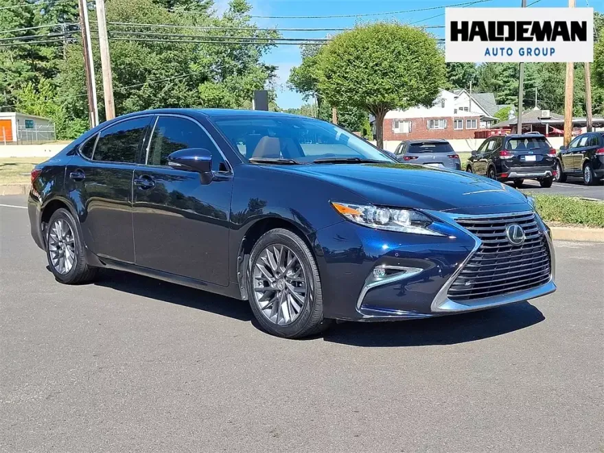 2018 Lexus ES 350 photo 1