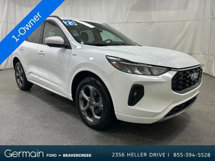 2023 Ford Escape ST-Line Select photo 1