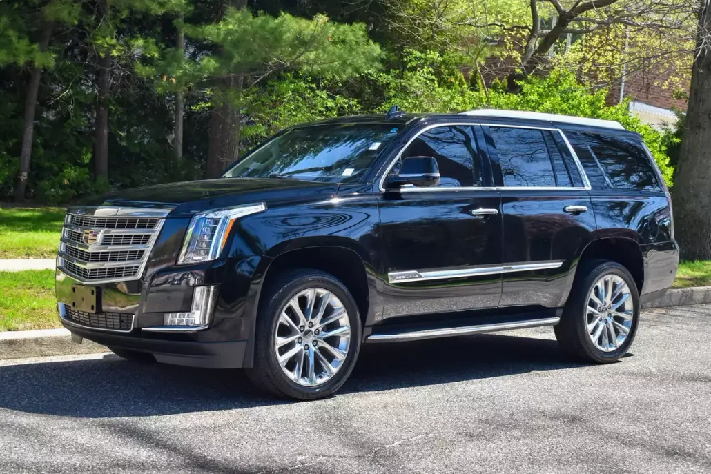 2019 Cadillac Escalade Luxury photo 1