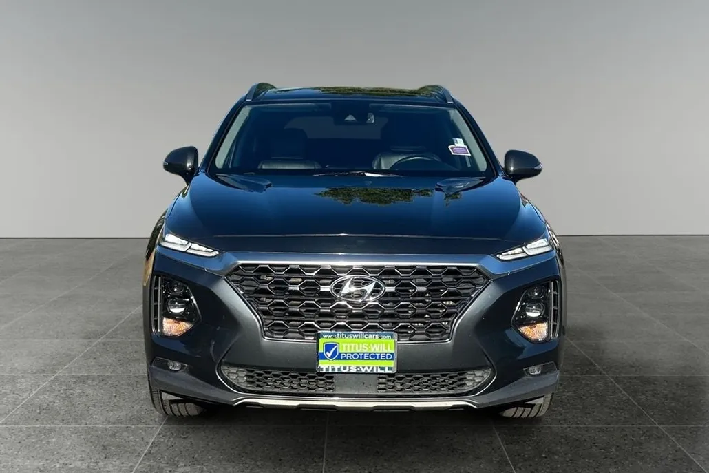 2020 Hyundai Santa Fe SEL photo 1