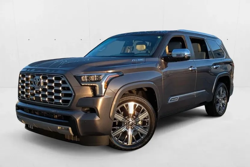 2025 Toyota Sequoia Capstone photo 1