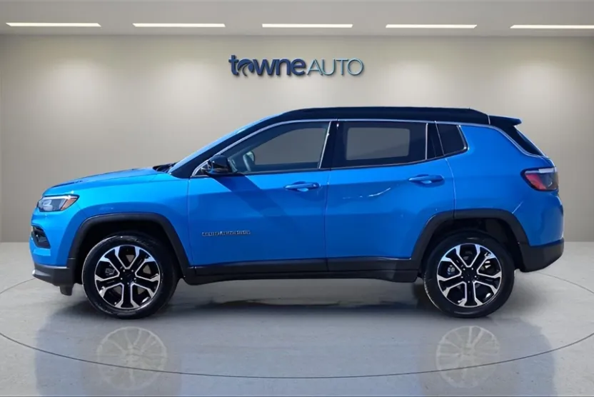 2023 Jeep Compass Limited photo 1