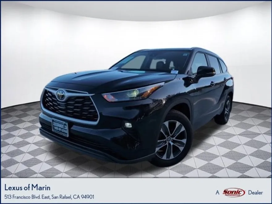 2024 Toyota Highlander XLE photo 1