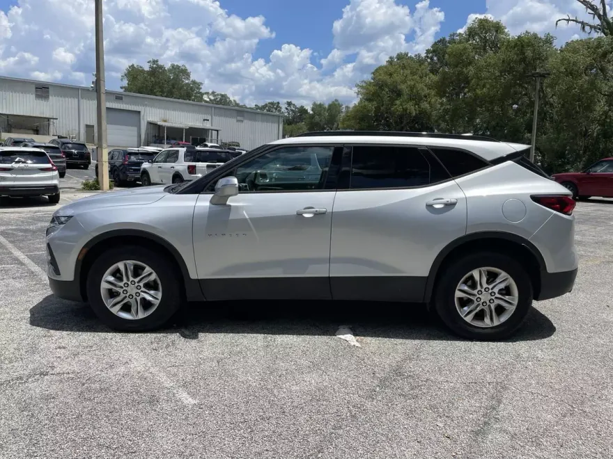 2019 Chevrolet Blazer Base 2LT photo 1