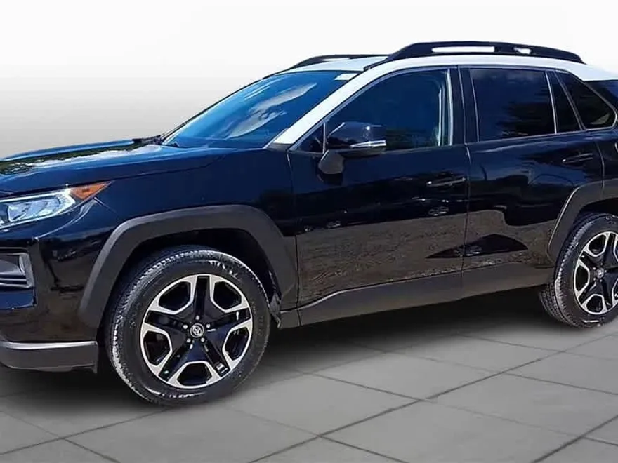 2019 Toyota RAV4 Adventure photo 1