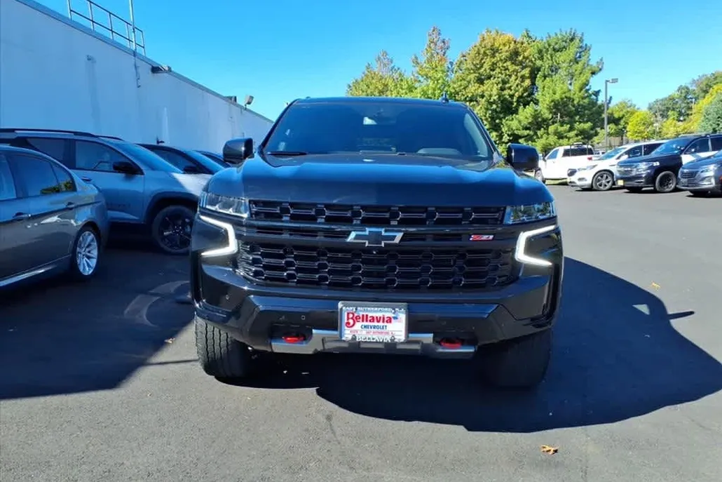 2023 Chevrolet Tahoe Z71 photo 1