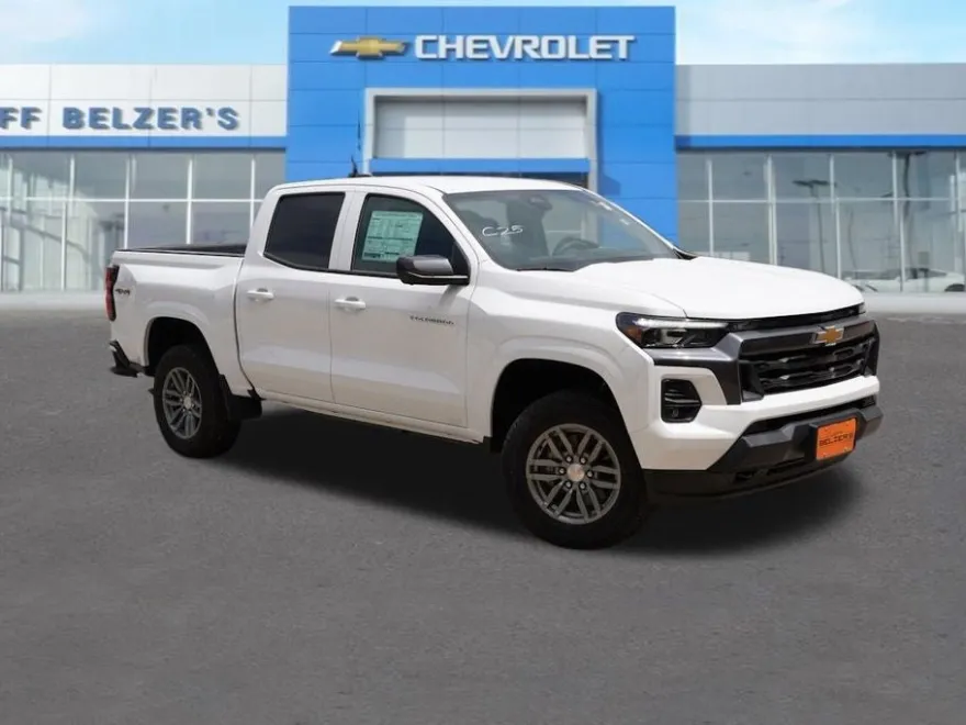 2025 Chevrolet Colorado Work Truck LT photo 1