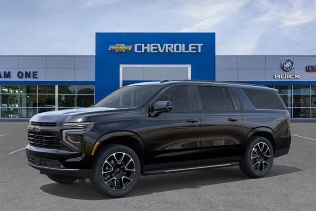 2026 Chevrolet Suburban RST photo 1