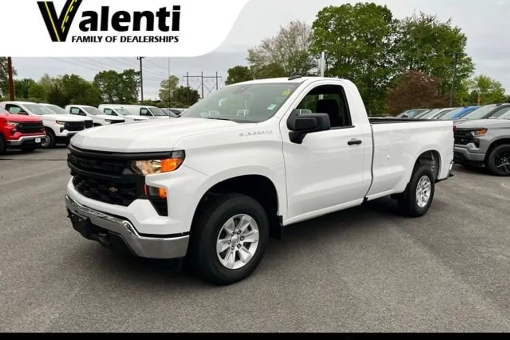 2024 Chevrolet Silverado 1500 photo 1