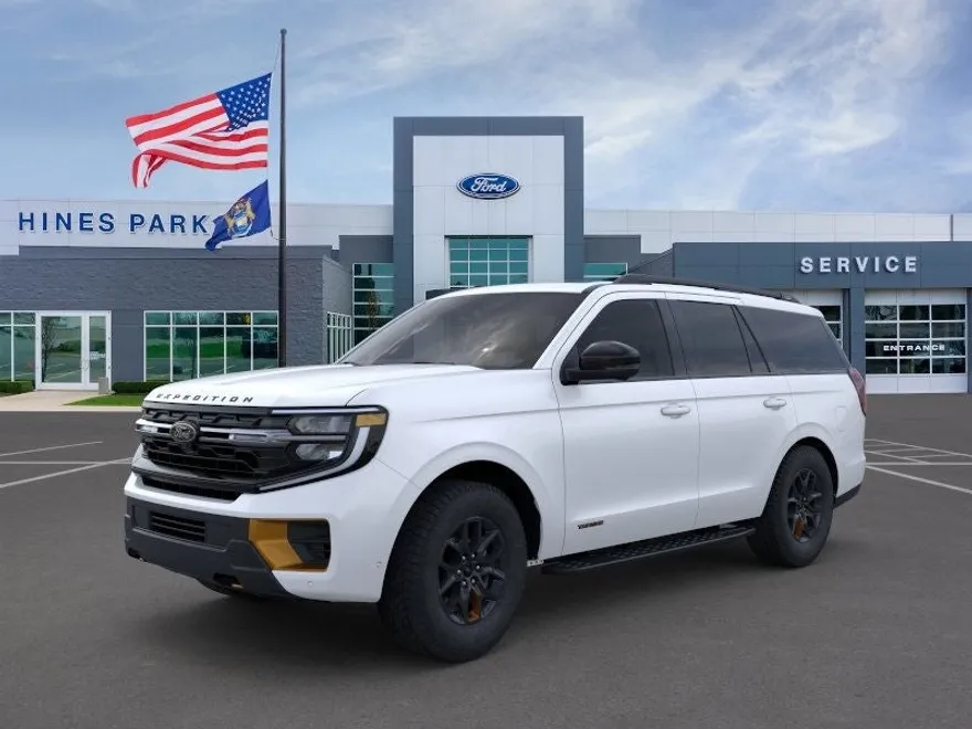 2025 Ford Expedition photo 1