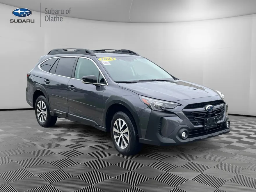 2024 Subaru Outback Premium photo 1