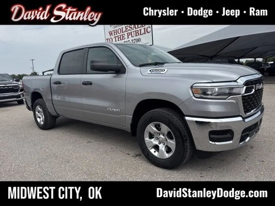 2025 Ram 1500 Tradesman photo 1