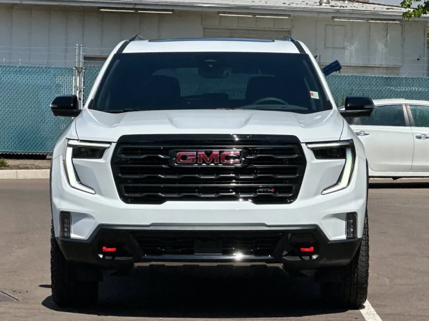 2026 Gmc Acadia AT4 photo 1